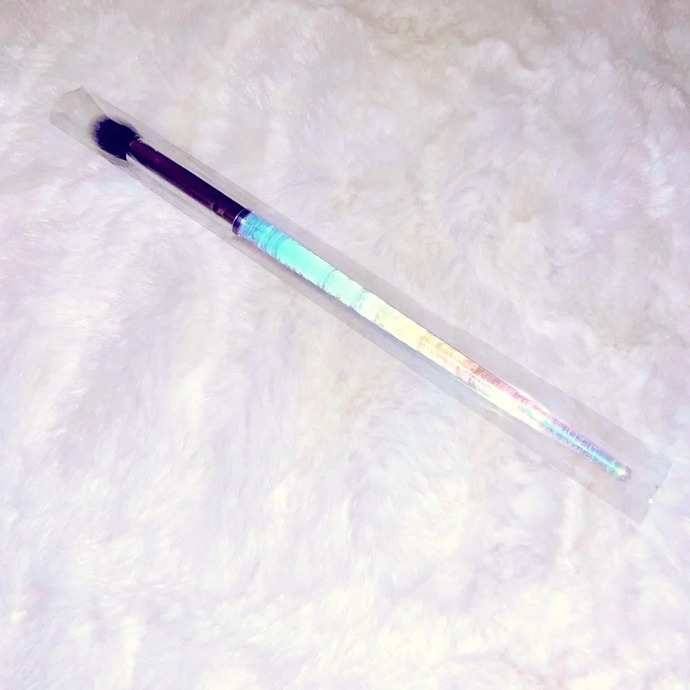 ELAINA BADRO BLENDING BRUSH
